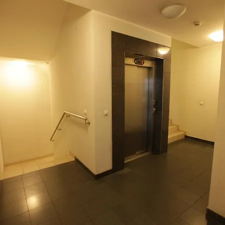 Apartament W Sercu Poznania Lägenhet